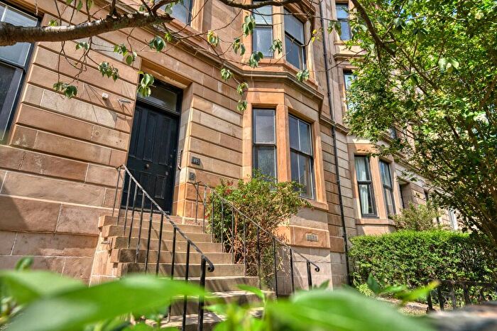 3 Bedroom Apartment For Sale In Oakfield Avenue, Hillhead, Glasgow, G12
