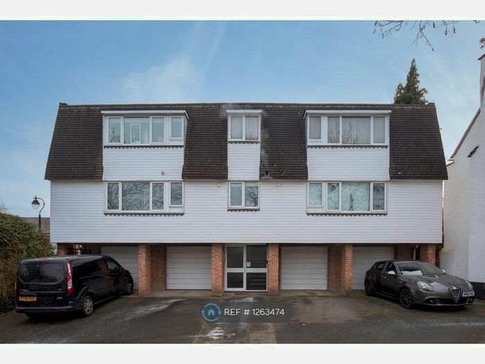 1 Bedroom Flat To Rent In Bury Street, Guildford GU2