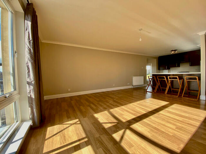 2 Bedroom Flat To Rent In Commissioner Street, Crieff, Perthshire, PH7