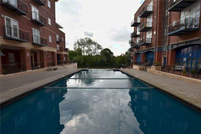 2 Bedroom Apartment To Rent In Waterside, Shirley, Solihull, West Midlands, B90