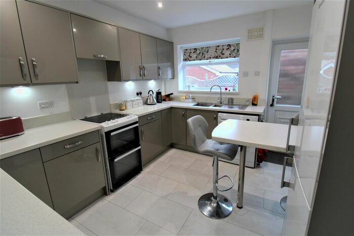 2 Bedroom Detached Bungalow For Sale In Western Drive, Claybrooke Parva, Lutterworth, LE17