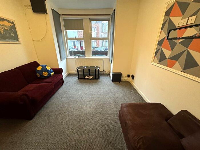 5 Bedroom Terraced House To Rent In Widdrington Road, Coventry, CV1