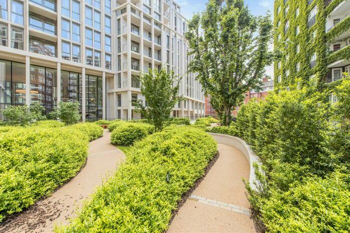 2 Bedroom Flat To Rent In Abell House, John Islip Street, Westminster, London, SW1P