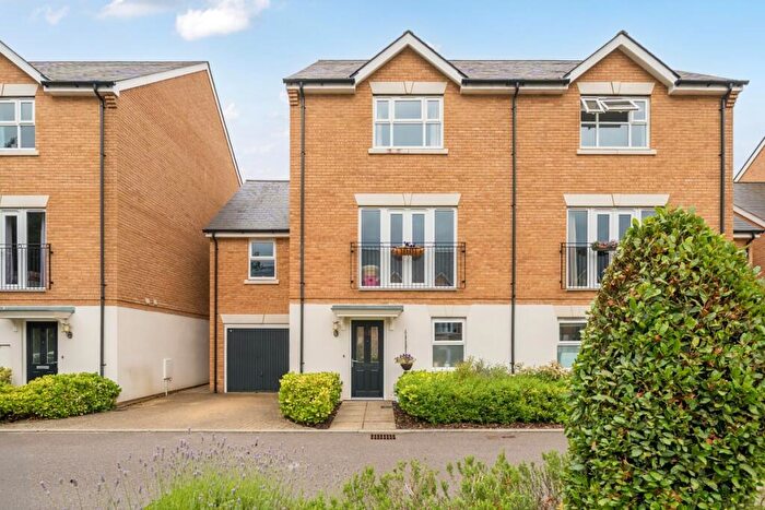 5 Bedroom Town House To Rent In Braby Drive Horsham, RH12