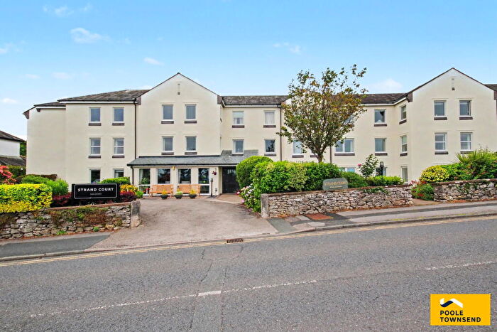2 Bedroom Flat For Sale In Strand Court, The Esplanade, Grange Over Sands, LA11