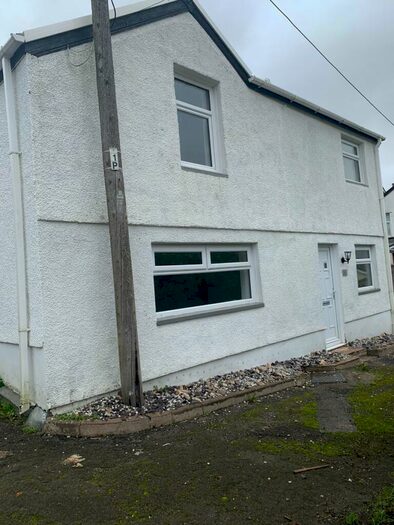 1 Bedroom Detached House To Rent In A Church Street, Treherbert, Treorchy, CF42