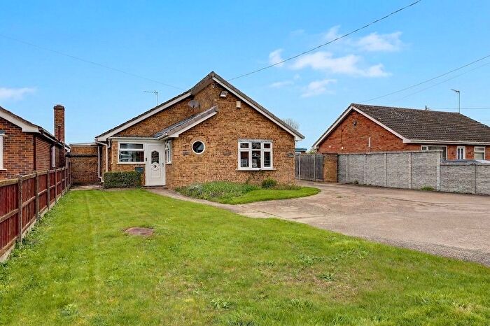 3 Bedroom Detached Bungalow For Sale In Smeeth Road, Marshland St. James, PE14