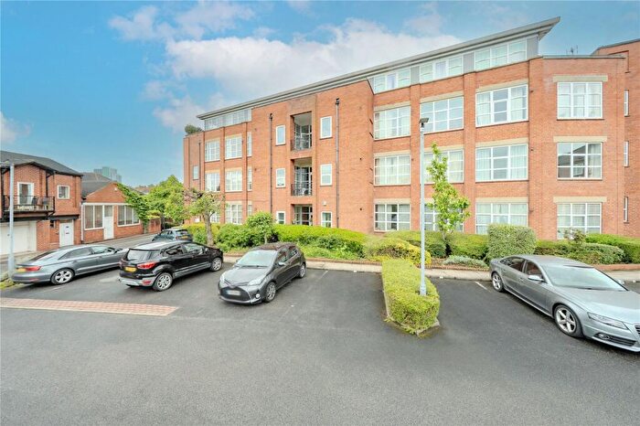 2 Bedroom Apartment For Sale In Dene House Court, Leeds, West Yorkshire, LS2