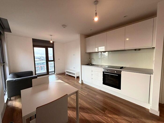 1 Bedroom Apartment To Rent In Parr Street, Liverpool, Merseyside, L1