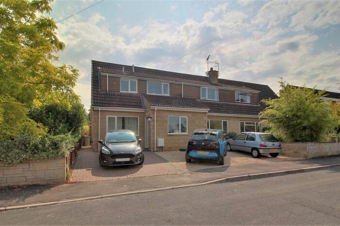 4 Bedroom Semi-Detached House To Rent In Castle Mead, Kings Stanley, Stonehouse GL10