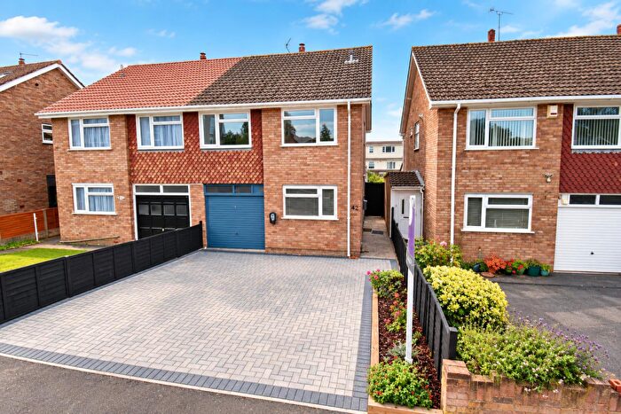 4 Bedroom Semi-Detached House For Sale In Superbly Presented Four Bedroom Home On Hutton Close, Bristol, BS9