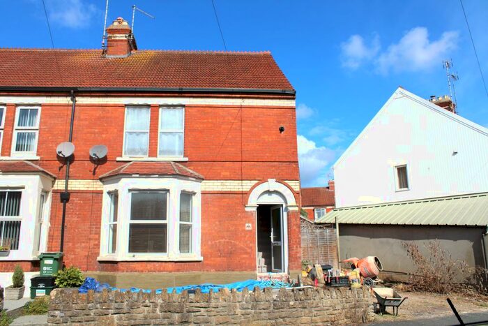 3 Bedroom End Of Terrace House To Rent In Central Yeovil, Somerset, BA21