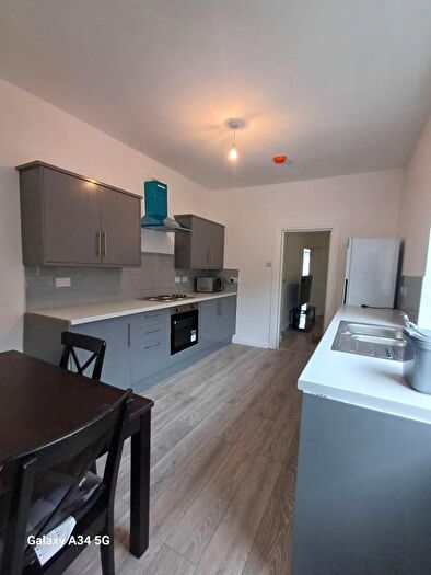 5 Bedroom Terraced House To Rent In Regent Street East, Briton Ferry, SA11