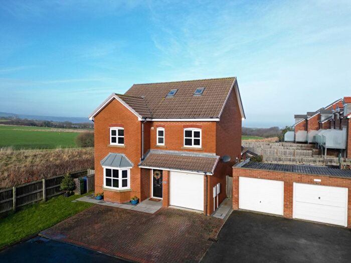 4 Bedroom Detached House For Sale In Derwent Road, Whitby, YO21