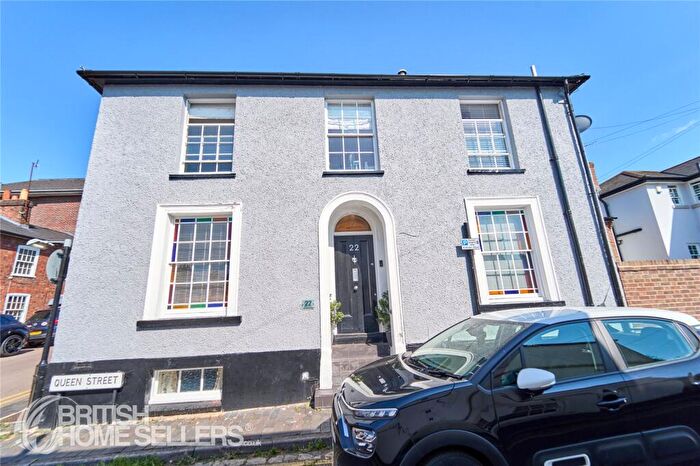 3 Bedroom Detached House For Sale In Queen Street, St. Albans, Hertfordshire, AL3