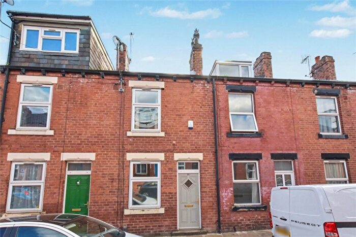3 Bedroom Terraced House For Sale In Burley Lodge Terrace, Leeds, West Yorkshire, LS6