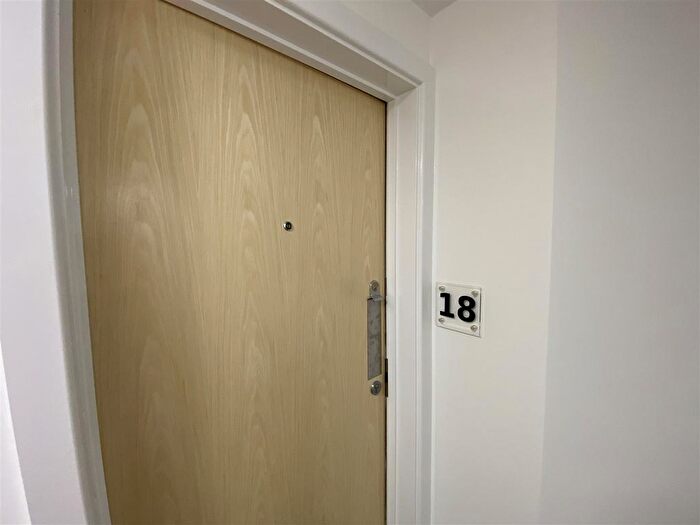 Studio To Rent In St. Peters Street, Canterbury, CT1