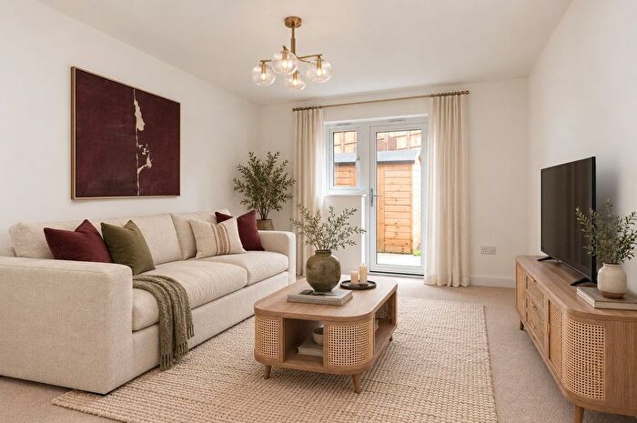 2 Bedroom Semi-detached House For Sale In The Spinney, Battle, East Sussex, TN33