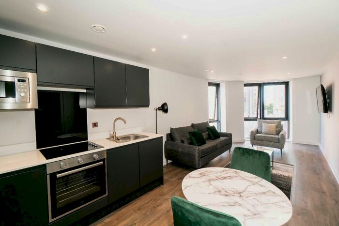 1 Bedroom Apartment To Rent In - The Summit, Parliament Street, L8