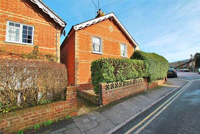 2 Bedroom Semi-Detached House To Rent In Cline Road, Guildford, Surrey, GU1