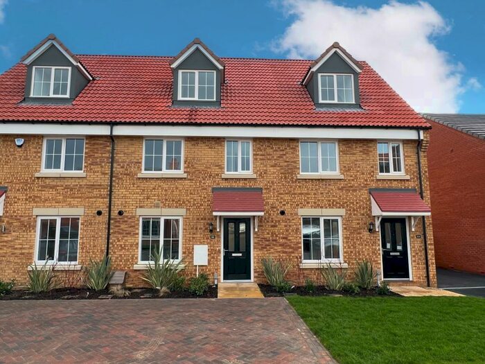 3 Bedroom Terraced House To Rent In Spa Chase, Bourne, PE10