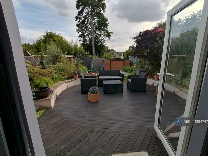 3 Bedroom Semi-Detached House To Rent In St. Pauls Gate, Wokingham, RG41