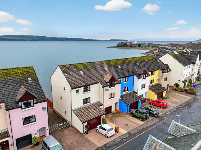 4 Bedroom Town House For Sale In Bay Street, Fairlie, KA29