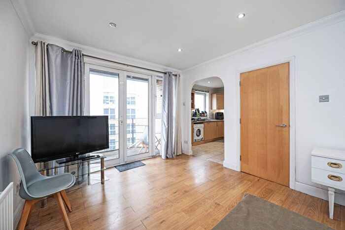 1 Bedroom Flat To Rent In Moreland Street, Clerkenwell, London, EC1V