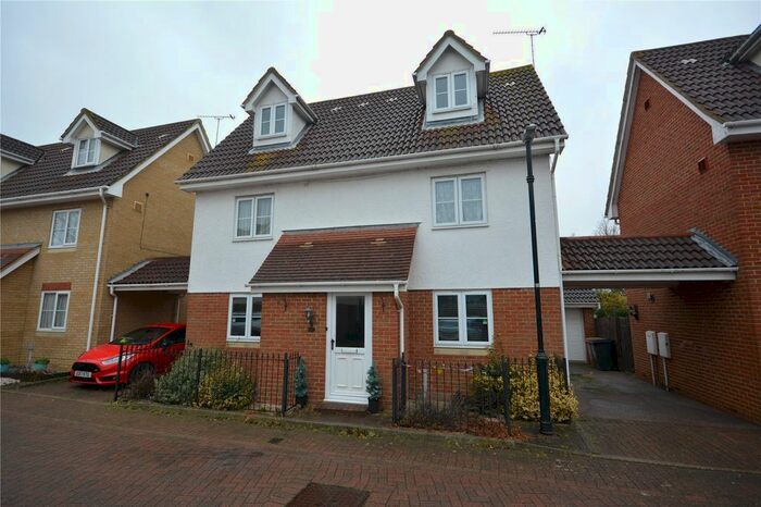 4 Bedroom Detached House To Rent In Yonge Close, Boreham, CM3