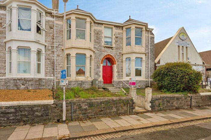 1 Bedroom Flat For Sale In Gordon Terrace, Plymouth, Devon, PL4