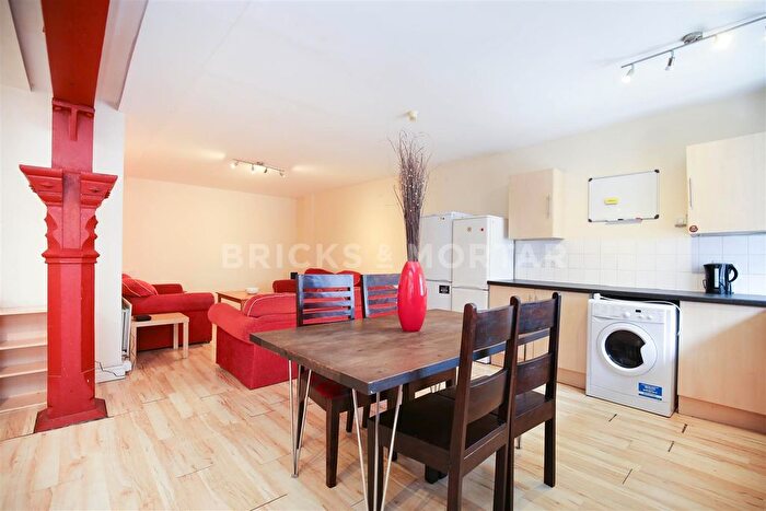 5 Bedroom Flat To Rent In Leazes Park Road, Newcastle Upon Tyne, NE1