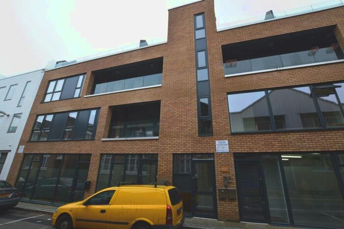 1 Bedroom Flat To Rent In Shelford Place, London, N16