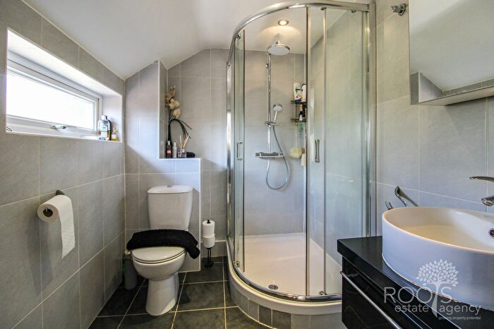 4 Bedroom Detached House For Sale In Wantage Road, Donnington, Newbury, RG14