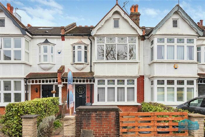 2 Bedroom Flat To Rent In Palmerston Road, London, N22