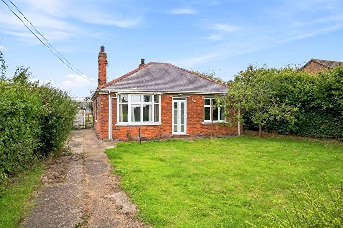 2 Bedroom Detached Bungalow For Sale In Ottringham Road, Keyingham, Hull, HU12