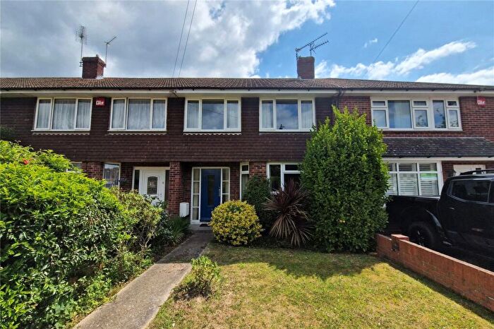 3 Bedroom Terraced House For Sale In Middle Park Way, Havant, Hampshire, PO9