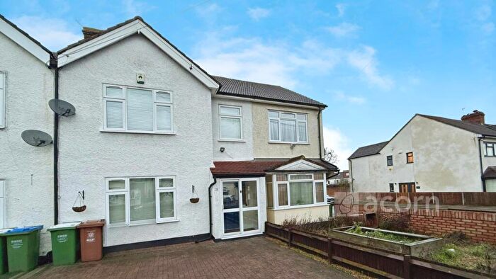 3 Bedroom Terraced House To Rent In Tidford Road Welling, DA16