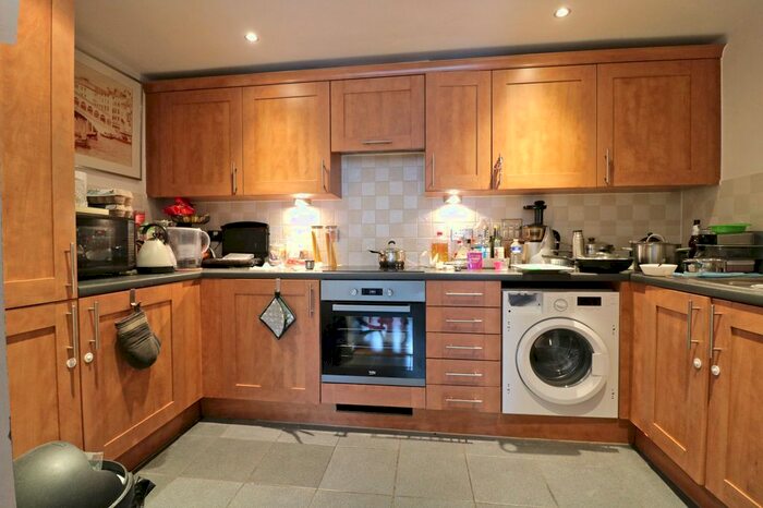 2 Bedroom Flat To Rent In Pershore House, Singapore Road, London, W13