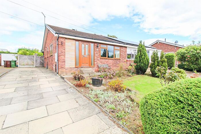 2 Bedroom Semi Detached Bungalow For Sale In Longlands Close, Ossett, WF5