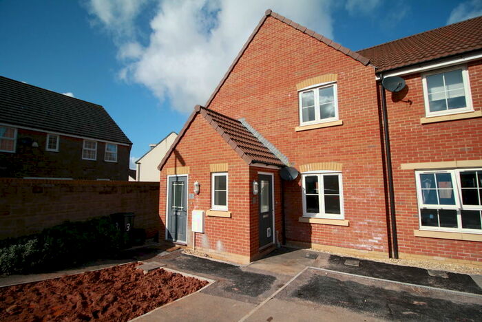 1 Bedroom Apartment To Rent In Martin Way, Cullompton, EX15