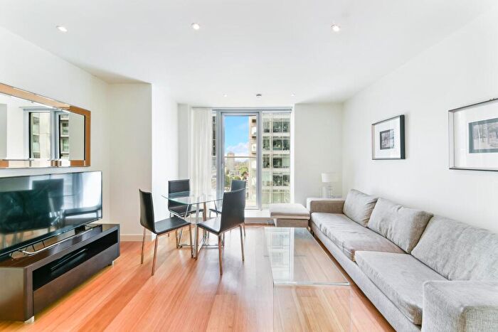 1 Bedroom Apartment To Rent In Pan Peninsula, Canary Wharf, E14