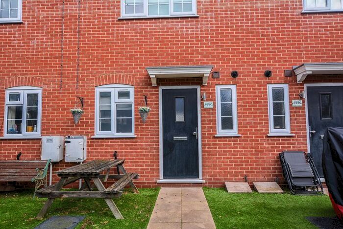 2 Bedroom Terraced House To Rent In Southchurch Road, Southend-On-Sea, SS1