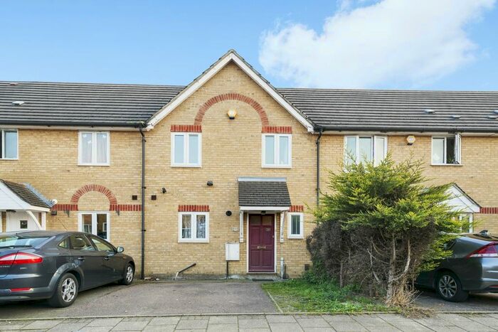 3 Bedroom Terraced House To Rent In Downings, London, E6