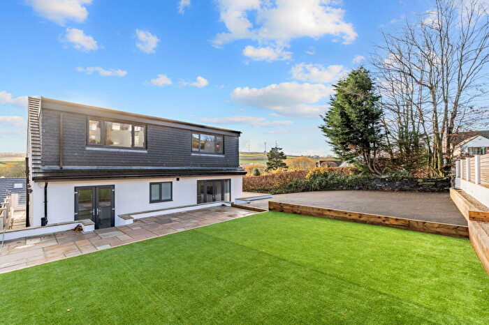 5 Bedroom Detached House For Sale In Thornton Road, Thornton, BD13