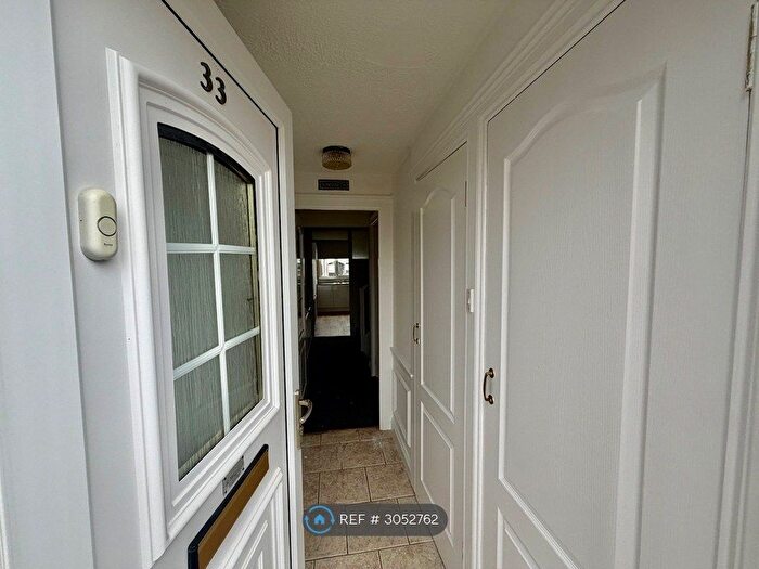 2 Bedroom Terraced House To Rent In Craigieburn Road, Glasgow, G67