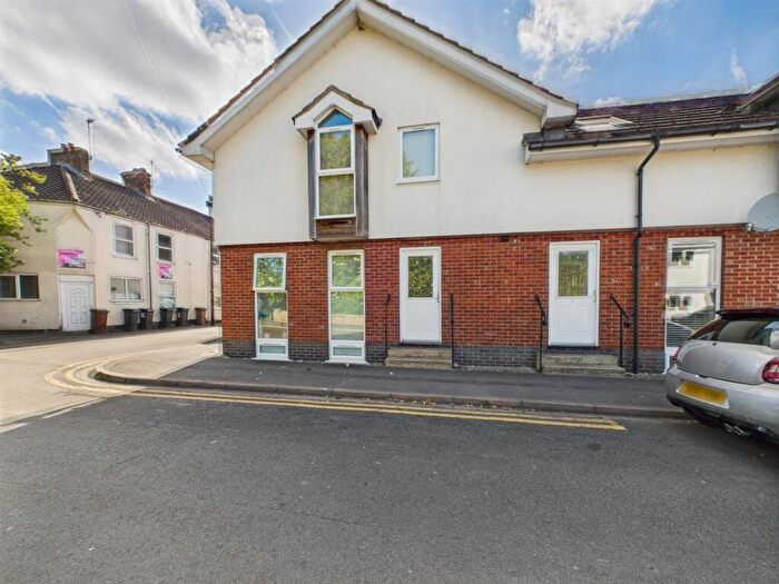 2 Bedroom Apartment For Sale In Spencer Court, Spencer Street, Lincoln, LN5