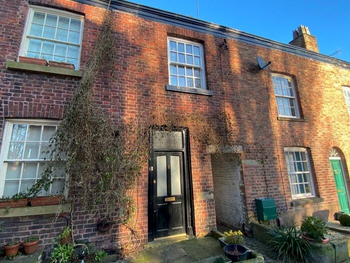 1 Bedroom Terraced House To Rent In St Georges Place, Macclesfield, SK11