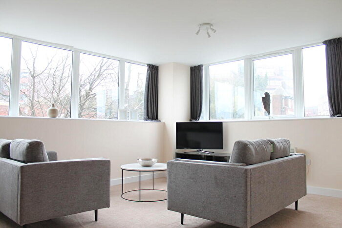 1 Bedroom Apartment To Rent In Castle Court, The Minories, Dudley, DY2