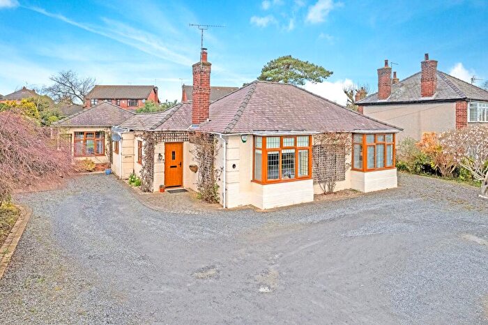 4 Bedroom Detached Bungalow For Sale In Gladstone Way, Hawarden, CH5