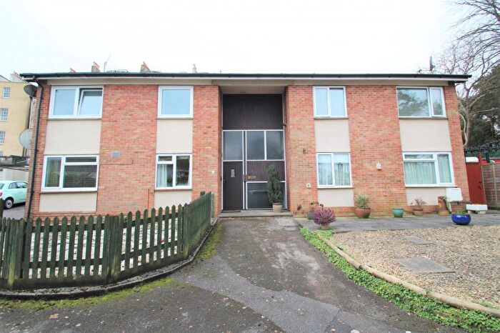 2 Bedroom Flat To Rent In Camp Road, Clifton, BS8